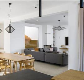 Beachfront Villa with Pool and Sea Views on Ciovo island near Trogir, Sleeps 8